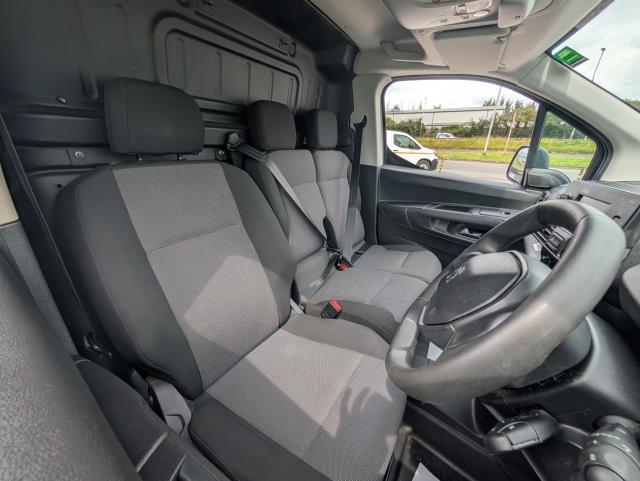 2021 Peugeot Partner 1000 1.5 Bluehdi 100 Grip Van (NU21MHF) Image 17