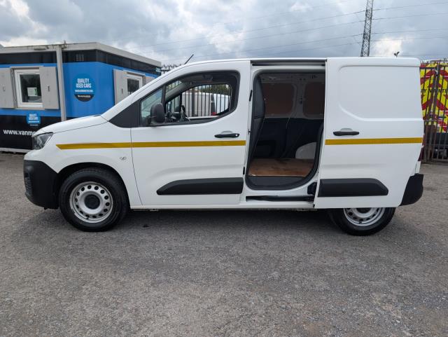2021 Peugeot Partner 1000 1.5 Bluehdi 100 Grip Van (NU21MHF) Image 7