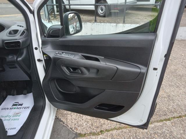 2021 Peugeot Partner 1000 1.5 Bluehdi 100 GRIP Van (NU21MHK) Image 24