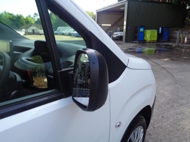 2021 Peugeot Partner 950 1.5 Bluehdi 100 Professional Van (NU21OLP) Image 10