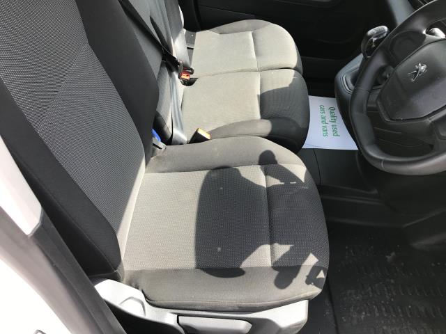 2021 Peugeot Partner L1 1000 1.5BLUE HDI 100PS PROFESSIONAL EURO 6 (NU21ONT) Image 13