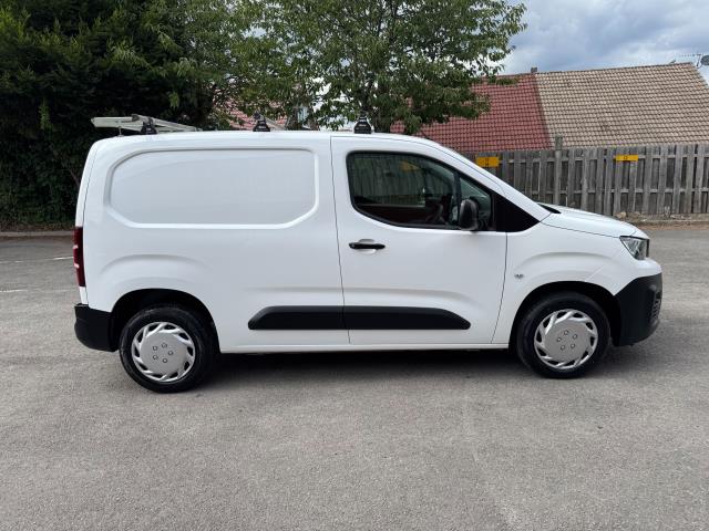 2021 Peugeot Partner 1000 1.5 Bluehdi 100 Professional Van Euro 6 (NU21ONX) Image 10