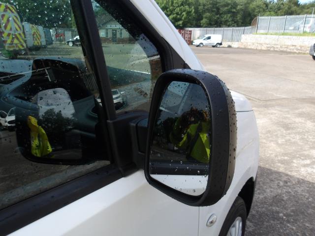 2021 Peugeot Partner 1000 1.5 Bluehdi 100 Professional Van (NU21OOC) Image 11