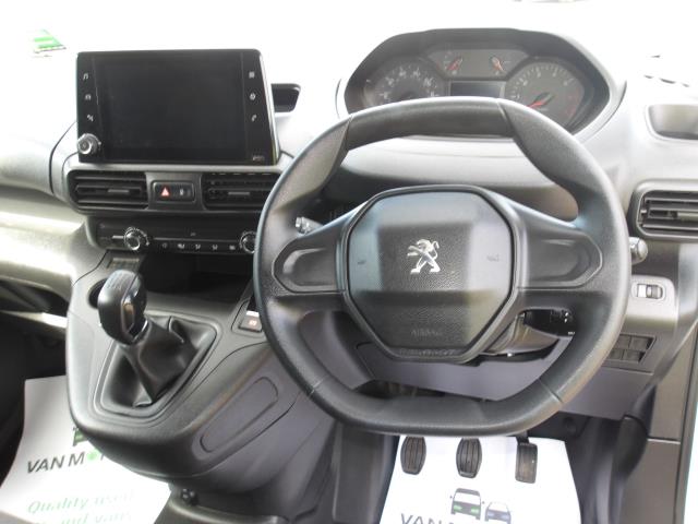 2021 Peugeot Partner 1000 1.5 Bluehdi 100 Professional Van (NU21OOC) Image 20