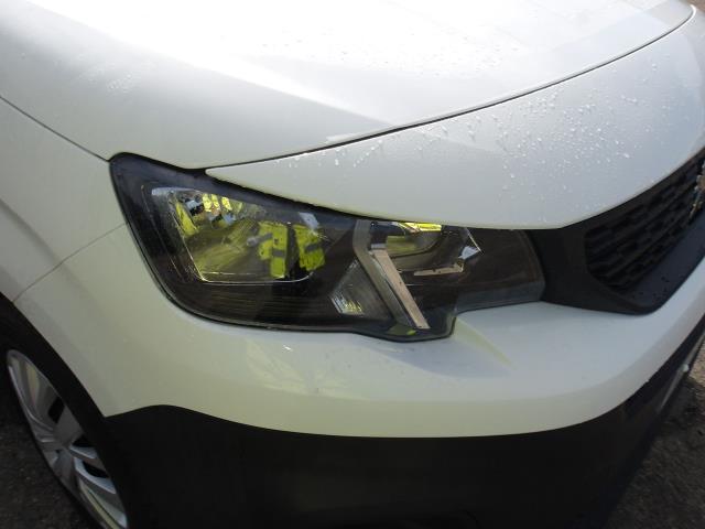 2021 Peugeot Partner 1000 1.5 Bluehdi 100 Professional Van (NU21OOC) Image 12