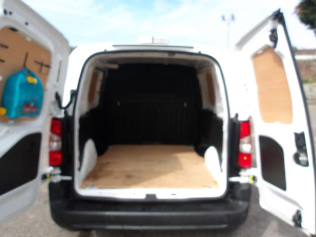 2021 Peugeot Partner 1000 1.5 Bluehdi 100 Professional Van (NU21OOC) Image 15