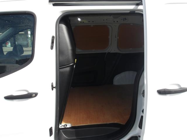 2021 Peugeot Partner 1000 1.5 Bluehdi 100 Professional Van (NU21OOC) Image 13