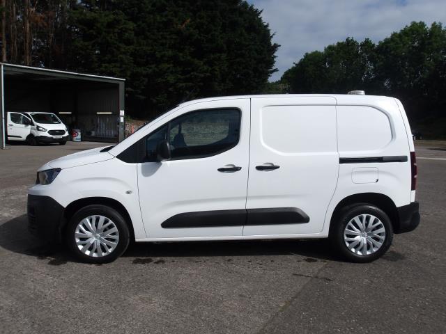 2021 Peugeot Partner 1000 1.5 Bluehdi 100 Professional Van (NU21OOC) Image 4