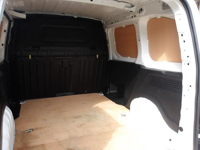 2021 Peugeot Partner 1000 1.5 Bluehdi 100 Professional Van (NU21OOC) Image 16