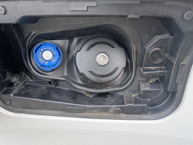 2021 Peugeot Partner 950 1.5 Bluehdi 100 Professional Van L2 (NU21OXR) Image 32