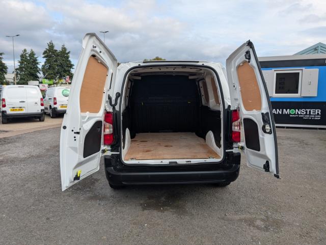 2021 Peugeot Partner 950 1.5 Bluehdi 100 Professional Van L2 (NU21OXR) Image 12