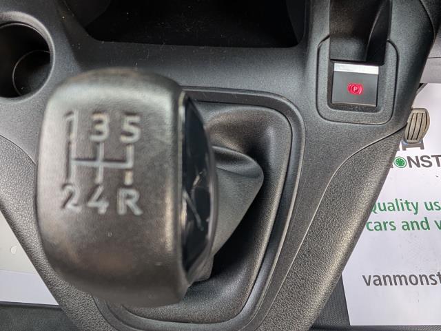 2021 Peugeot Partner 950 1.5 Bluehdi 100 Professional Van L2 (NU21OXR) Image 29