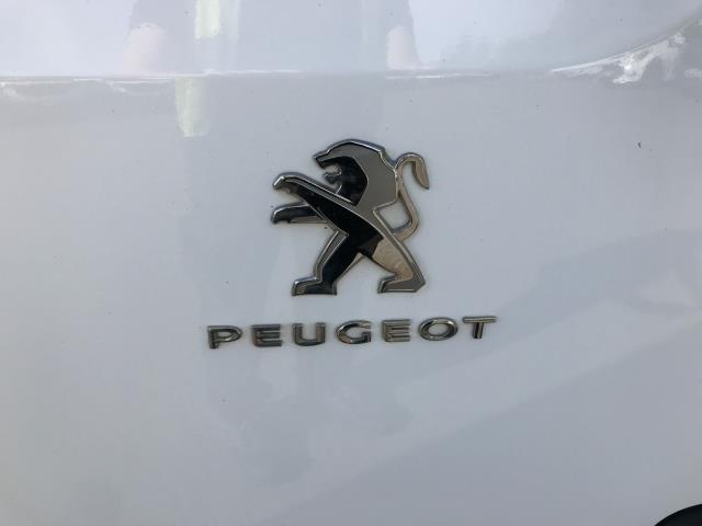 2021 Peugeot Partner 1000 1.5 Bluehdi 100 Professional Van (NU21PWK) Image 19