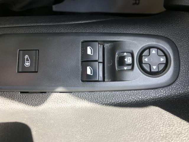 2021 Peugeot Partner 1000 1.5 Bluehdi 100 Professional Van (NU21PWK) Image 25