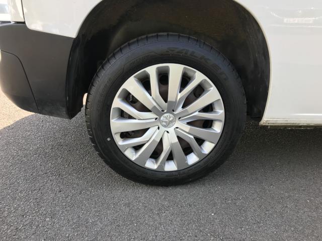 2021 Peugeot Partner 1000 1.5 Bluehdi 100 Professional Van (NU21PWK) Image 15