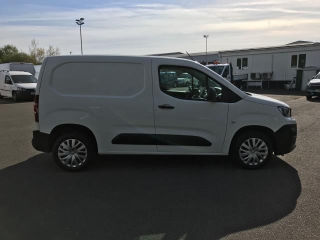 2021 Peugeot Partner 1000 1.5 Bluehdi 100 Professional Van (NU21PWK) Image 12