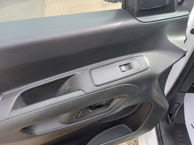 2021 Peugeot Partner 1000 1.5 Bluehdi 100 Professional Van (NU21PYA) Image 18