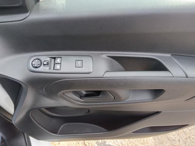 2021 Peugeot Partner 1000 1.5 Bluehdi 100 Professional Van (NU21PYA) Image 27