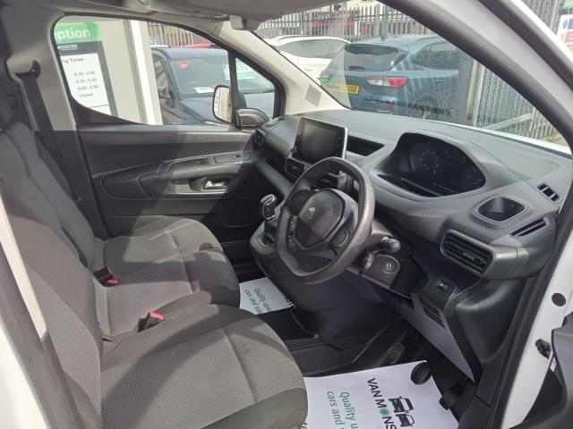2021 Peugeot Partner 1000 1.5 Bluehdi 100 Professional Van (NU21PYA) Image 21