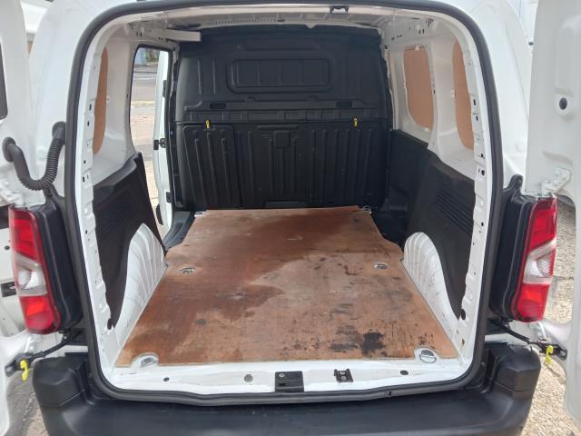 2021 Peugeot Partner 1000 1.5 Bluehdi 100 Professional Van (NU21PYA) Image 13