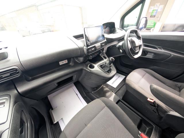 2021 Peugeot Partner 850 1.5 Bluehdi 100 Professional Crew Van (NU21PZL) Image 19