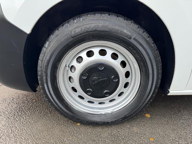 2021 Peugeot Expert L1 1400 2.0 Bluehdi 120 Professional Van EURO 6 (NU21TGN) Image 59