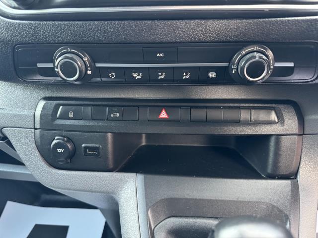 2021 Peugeot Expert L1 1400 2.0 Bluehdi 120 Professional Van EURO 6 (NU21TGN) Image 28