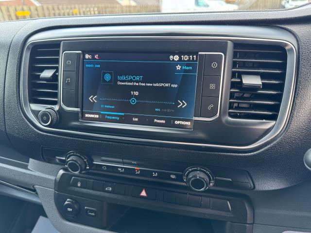 2021 Peugeot Expert L1 1400 2.0 Bluehdi 120 Professional Van EURO 6 (NU21TGN) Image 26