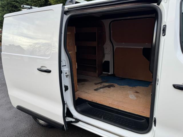 2021 Peugeot Expert L1 1400 2.0 Bluehdi 120 Professional Van EURO 6 (NU21TGN) Image 46