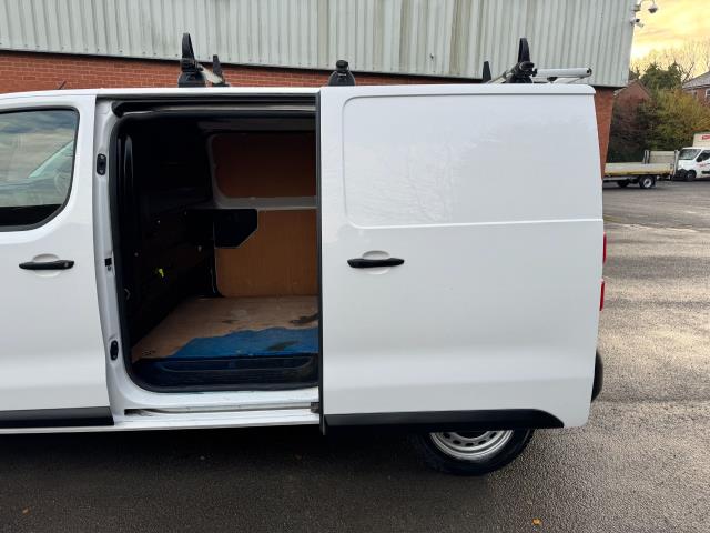 2021 Peugeot Expert L1 1400 2.0 Bluehdi 120 Professional Van EURO 6 (NU21TGN) Image 44