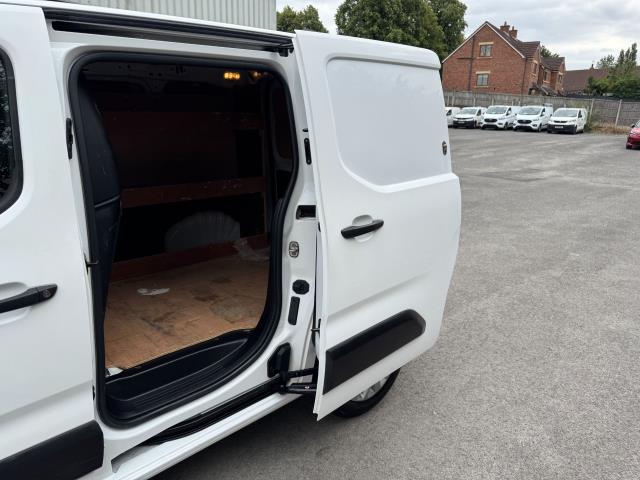 2021 Peugeot Partner 1000 1.5 Bluehdi 100 Professional Van EURO 6 (NU21TLF) Image 40