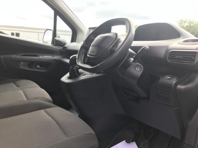 2021 Peugeot Partner 950 1.5 Bluehdi 100 Professional Van (NU21TLN) Image 21