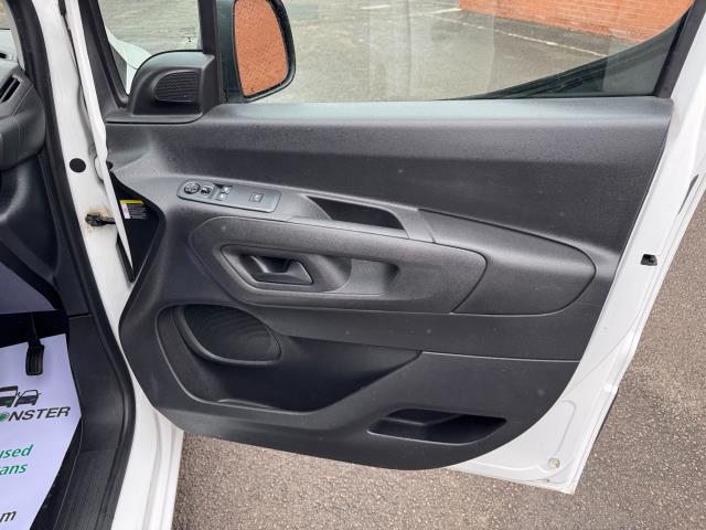 2021 Peugeot Partner 950 1.5 Bluehdi 100 Professional LONG Van (NU21TLX) Image 18