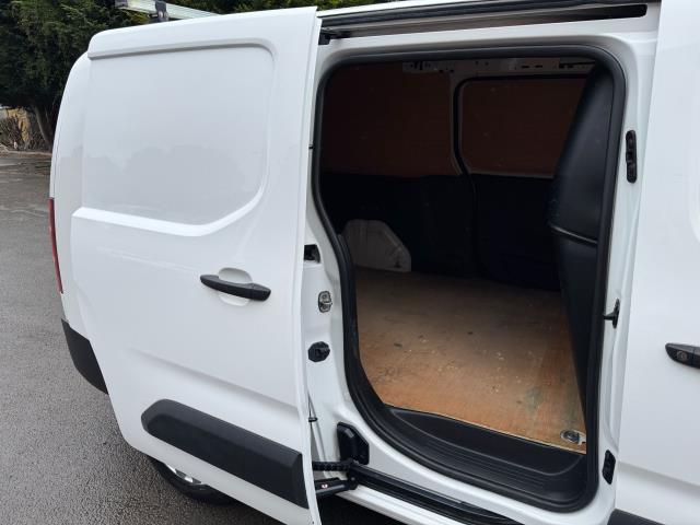 2021 Peugeot Partner 950 1.5 Bluehdi 100 Professional LONG Van (NU21TLX) Image 42