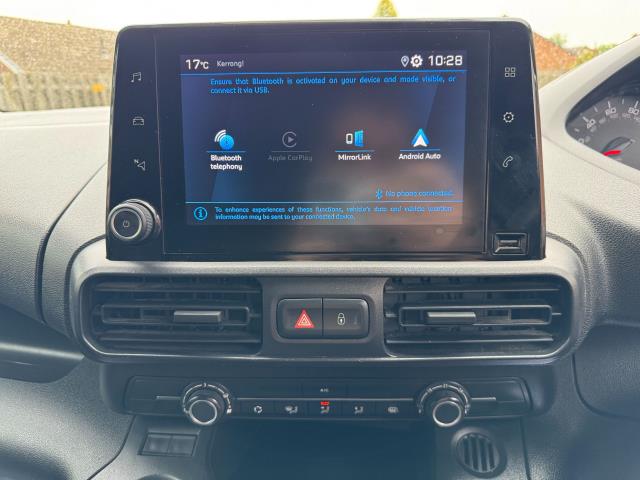 2021 Peugeot Partner 950 1.5 Bluehdi 100 Professional LONG Van (NU21TLX) Image 24