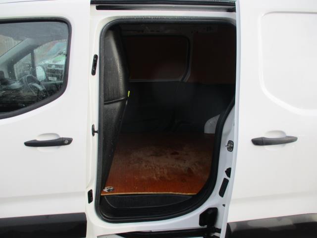 2021 Peugeot Partner 950 1.5 Bluehdi 100 Professional Van (NU21TXN) Image 27