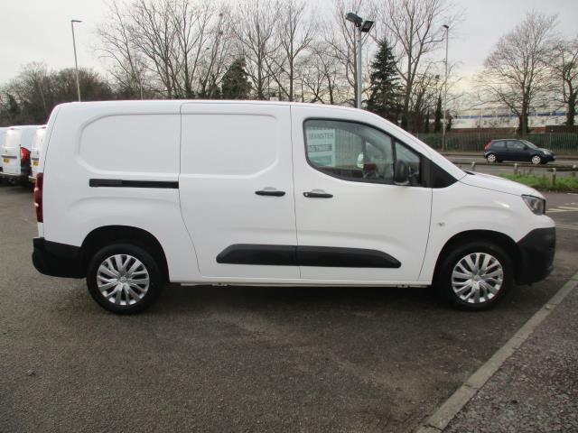 2021 Peugeot Partner 950 1.5 Bluehdi 100 Professional Van (NU21TXN) Image 3