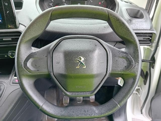 2021 Peugeot Partner L2 950 1.5BLUE HDI 100PS PROFESSIONAL EURO 6 (NU21TXO) Image 17