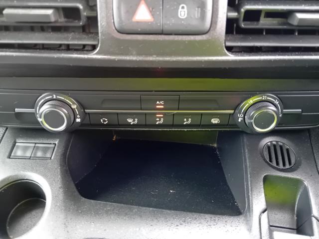 2021 Peugeot Partner L2 950 1.5BLUE HDI 100PS PROFESSIONAL EURO 6 (NU21TXO) Image 32