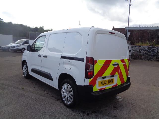 2021 Peugeot Partner 1000 1.5 Bluehdi 100 Professional Van (NU21UXN) Image 5