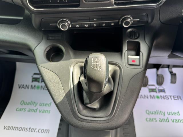 2021 Peugeot Partner 1000 1.5 Bluehdi 100 Professional Van EURO 6 (NU21UXV) Image 26