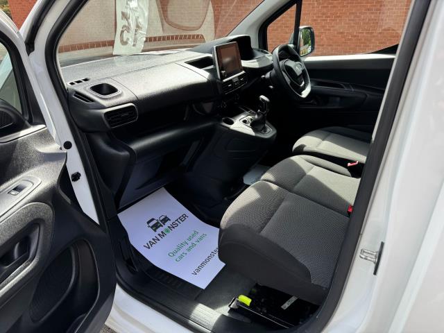 2021 Peugeot Partner 1000 1.5 Bluehdi 100 Professional Van EURO 6 (NU21UXV) Image 28