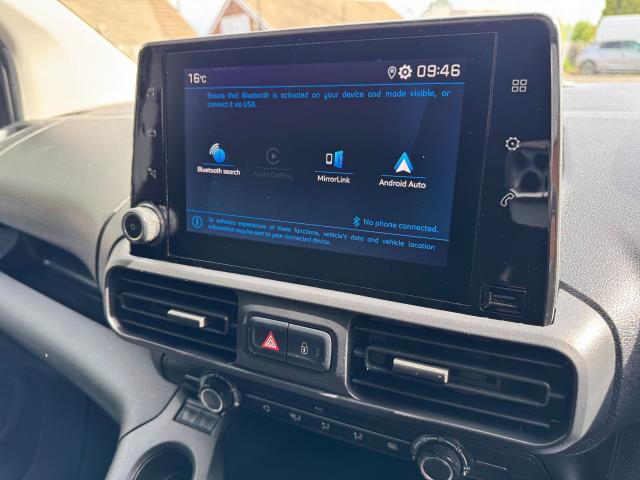 2021 Peugeot Partner 1000 1.5 Bluehdi 100 Professional Van EURO 6 (NU21UXV) Image 24