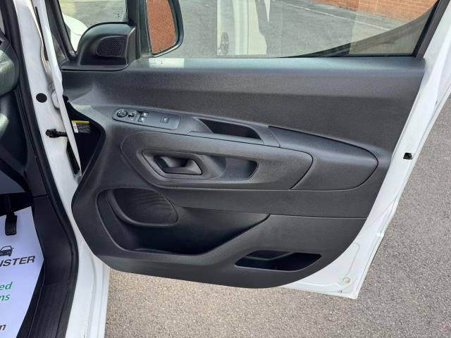 2021 Peugeot Partner 1000 1.5 Bluehdi 100 Professional Van EURO 6 (NU21UXV) Image 18