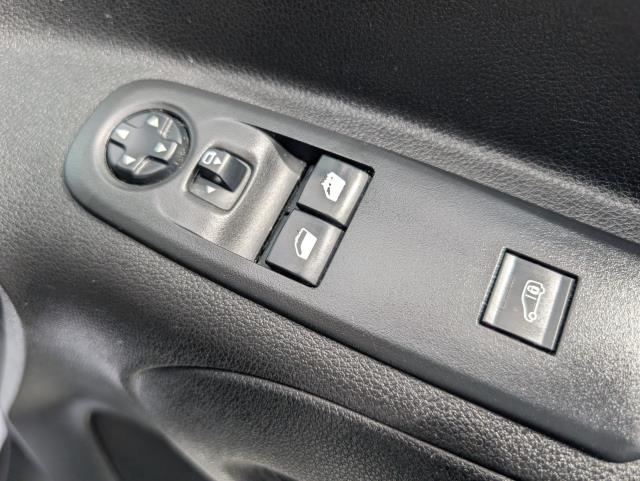 2021 Peugeot Partner 1000 1.5 Bluehdi 100 Professional Van (NU21UYF) Image 19