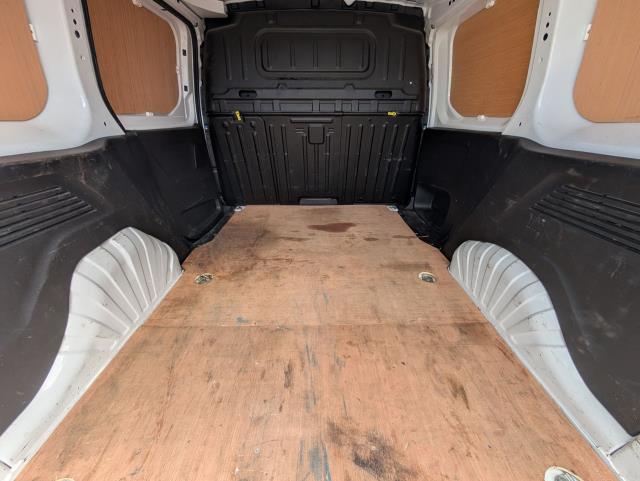 2021 Peugeot Partner 1000 1.5 Bluehdi 100 Professional Van (NU21UYF) Image 11