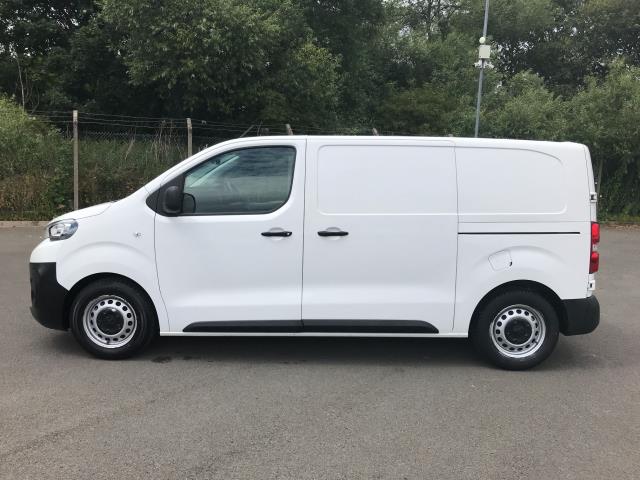 2021 Peugeot Expert 1000 1.5 Bluehdi 100 Professional Van (NU21UZH) Image 4