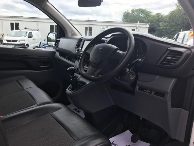 2021 Peugeot Expert 1000 1.5 Bluehdi 100 Professional Van (NU21UZH) Image 21