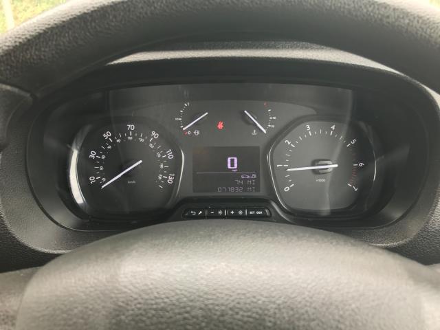 2021 Peugeot Expert 1000 1.5 Bluehdi 100 Professional Van (NU21UZH) Image 25