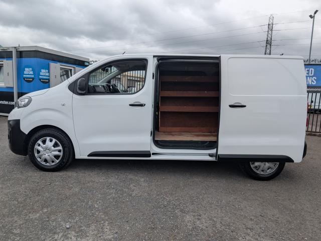 2021 Peugeot Expert 1400 2.0 Bluehdi 120 Professional Van (NU21UZX) Image 7